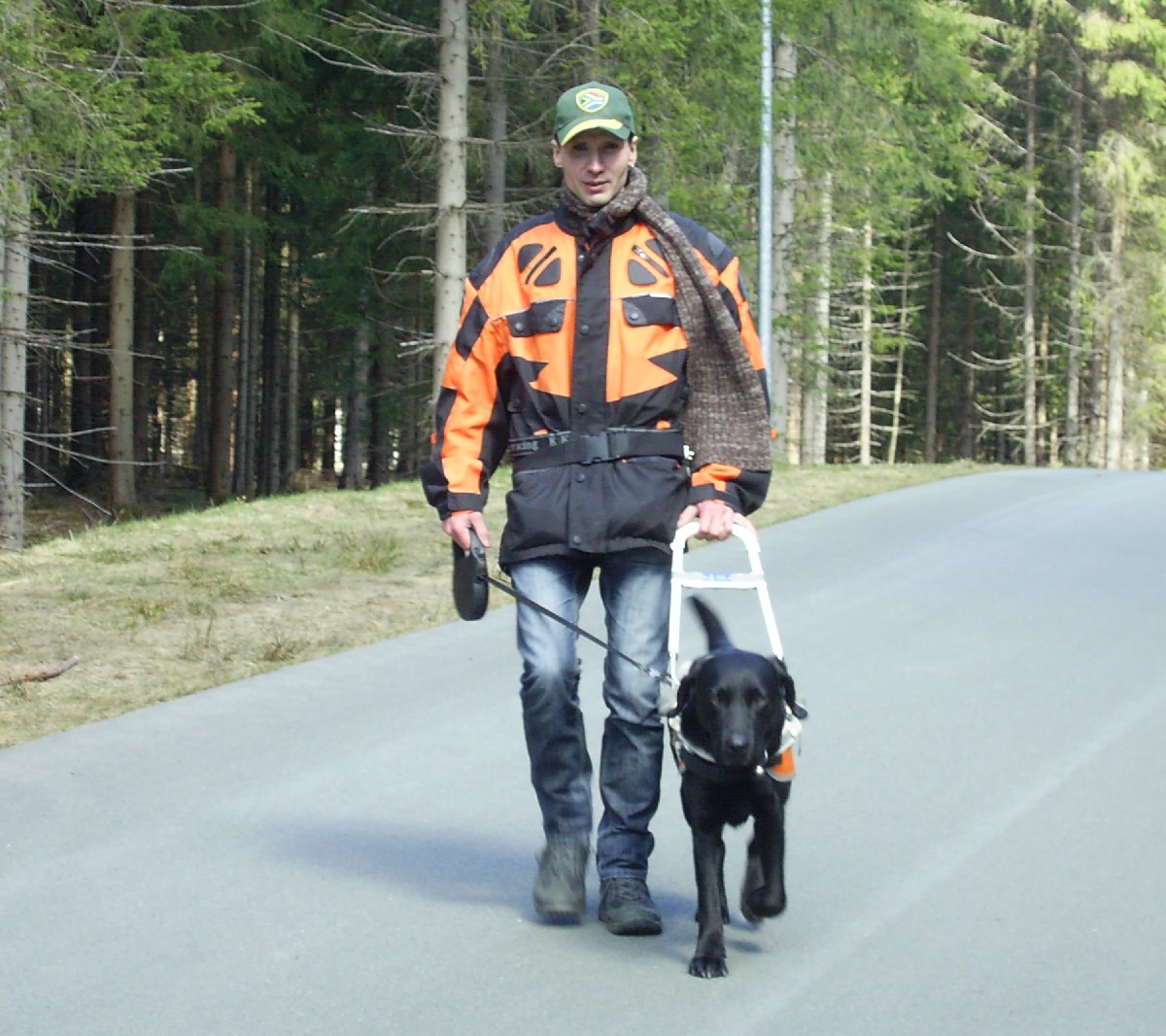 Blindenführhund Bruno, Führarbeit mit Dominik Lang