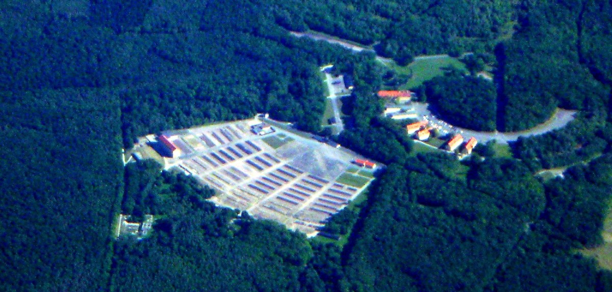 Gedenkstätte KZ Buchenwald Schrägluftbild Luft