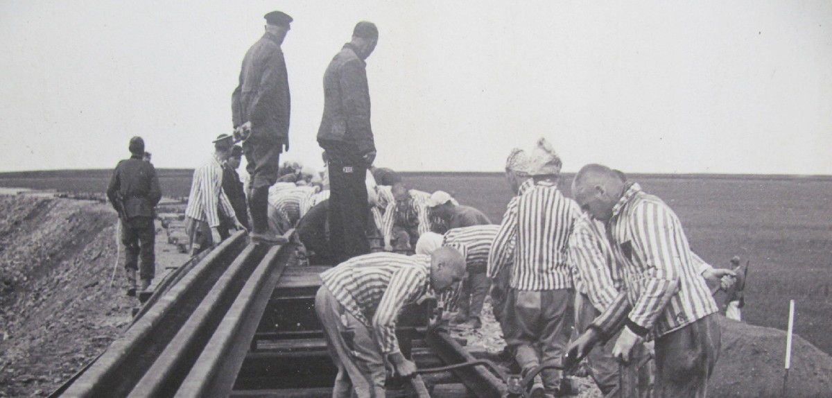 Bahnlinie von Weimar zum KZ Buchenwald Häftlinge b