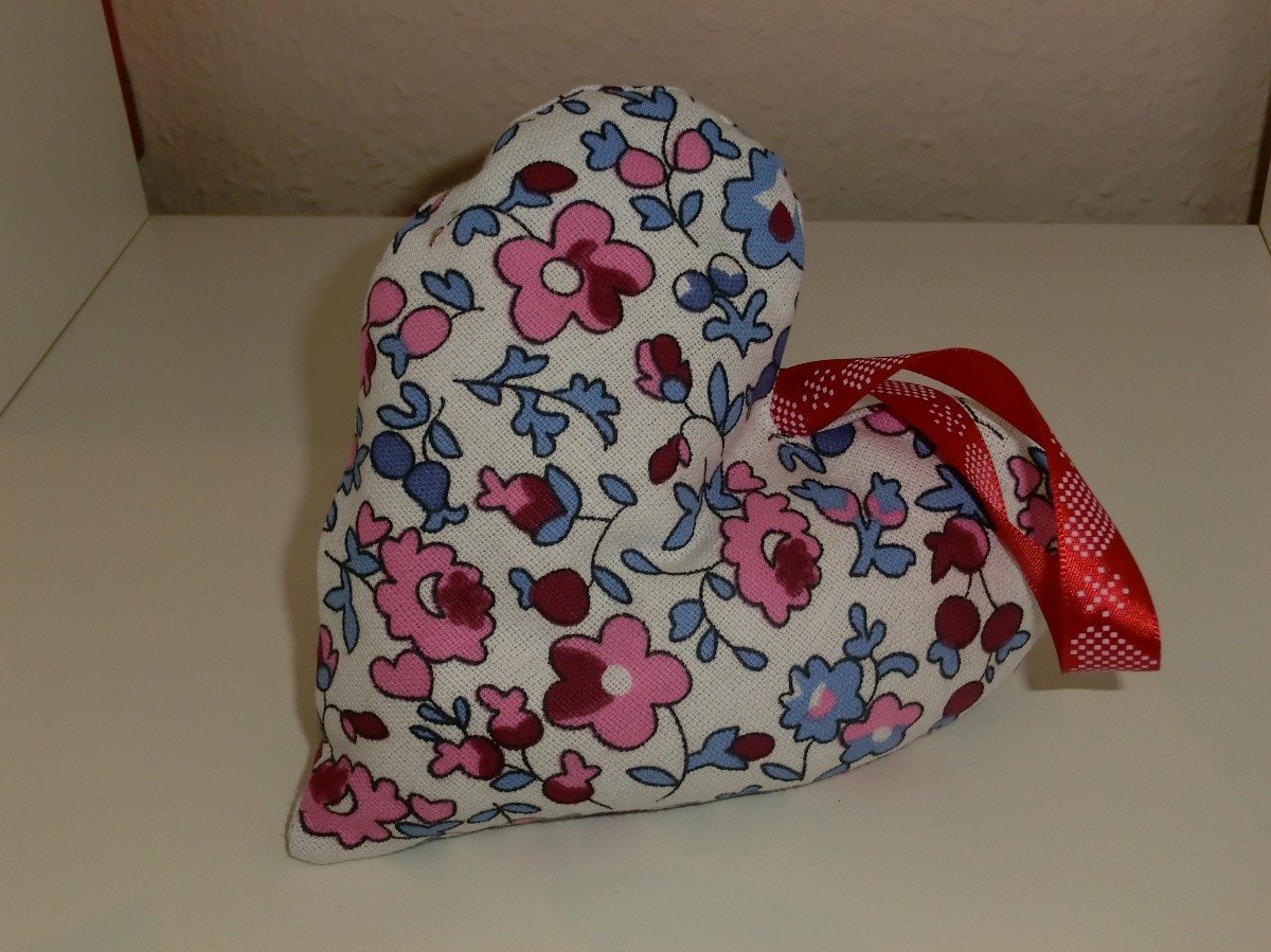 Sophie`s erster Nähversuch