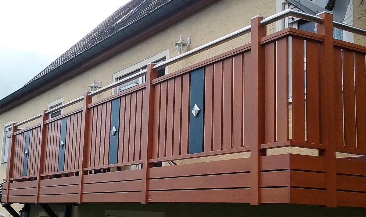 Aluminium-Balkone - Holzoptik