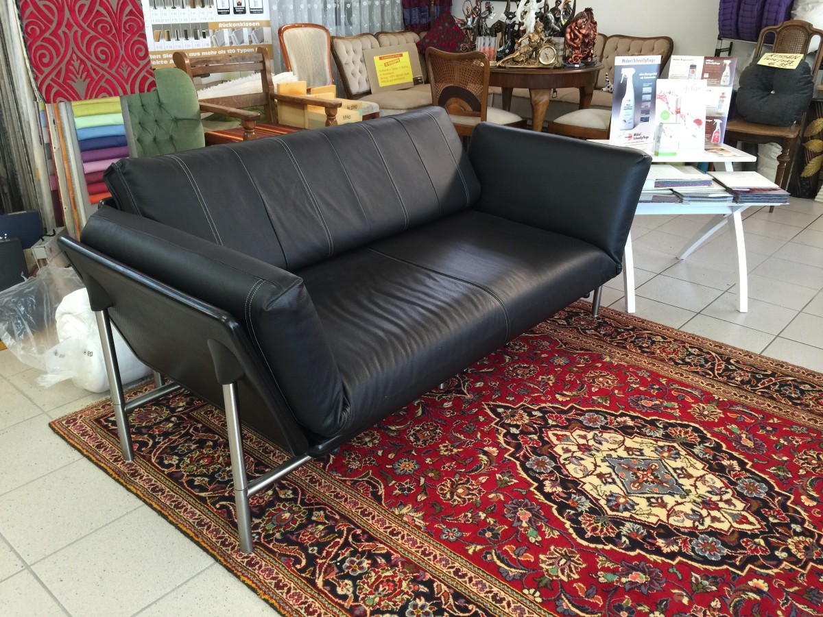Design-Sofa schwarz
