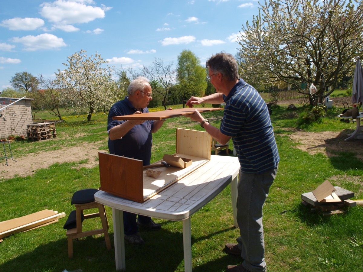 Zusammenbau der Bienenbox