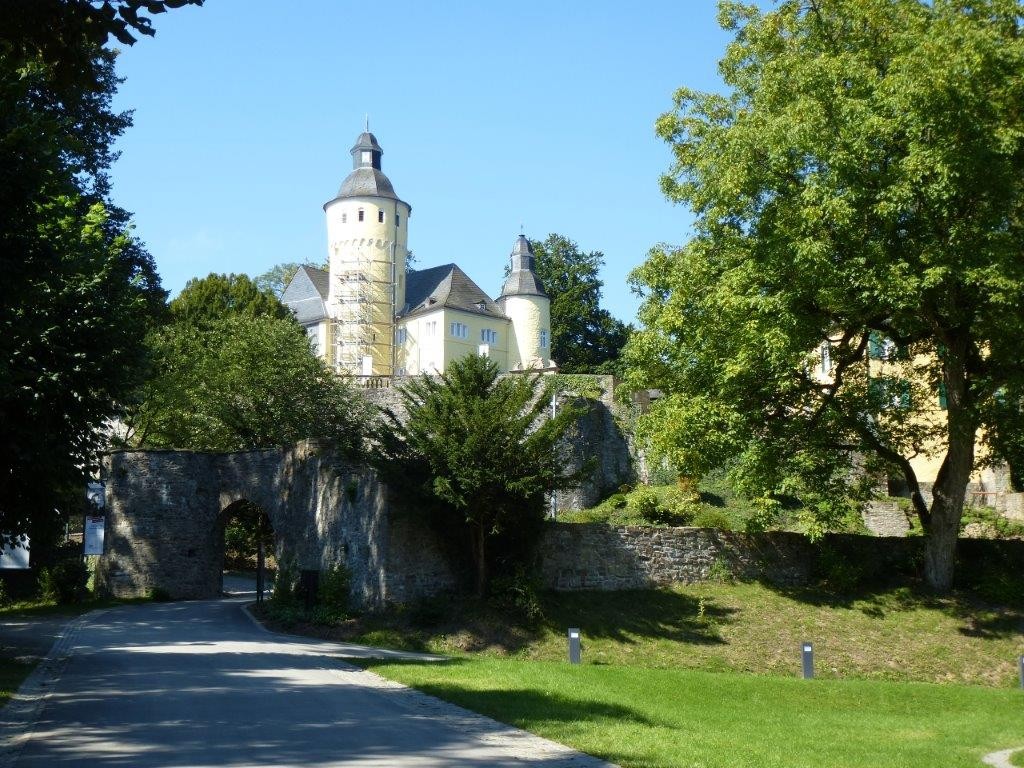 hund wandern Homburger Schloss