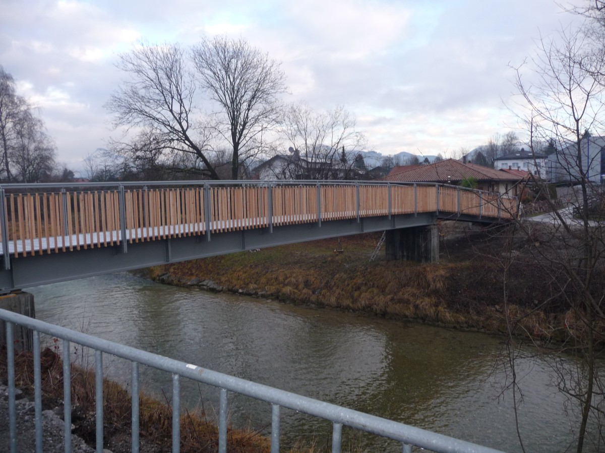Neue Kieferbachbrücke verkürzt Weg vom Bahnhof 
