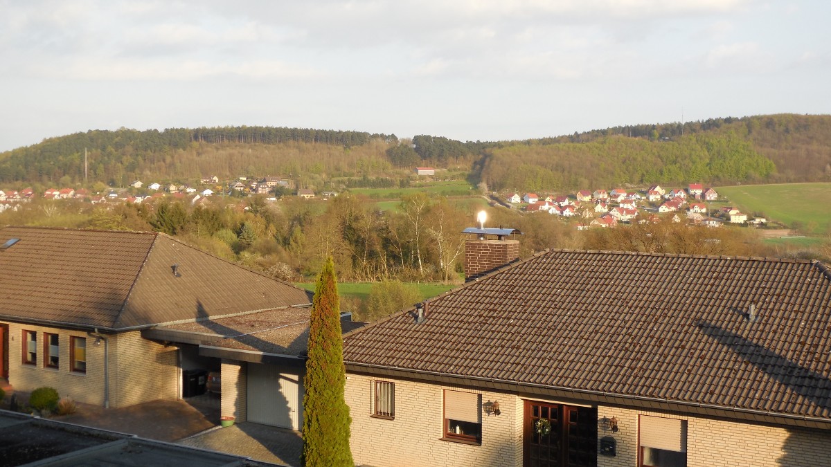 Blick vom Balkon auf den Gladeberg