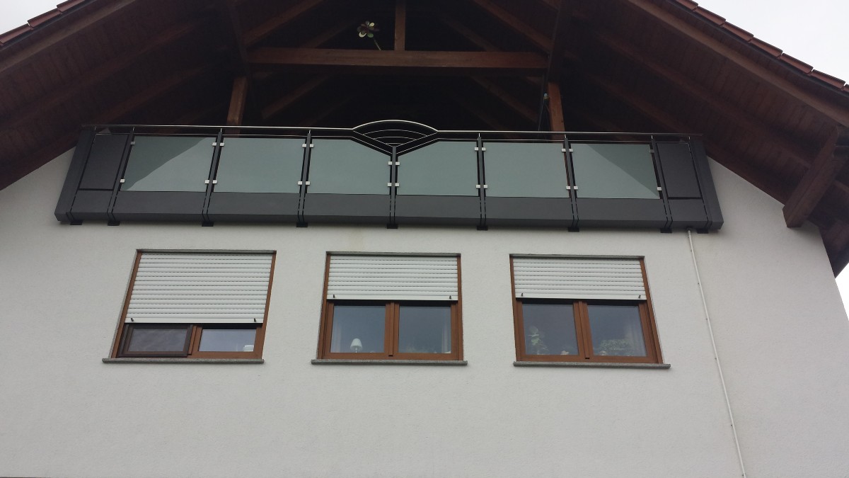 neues Balkongeländer