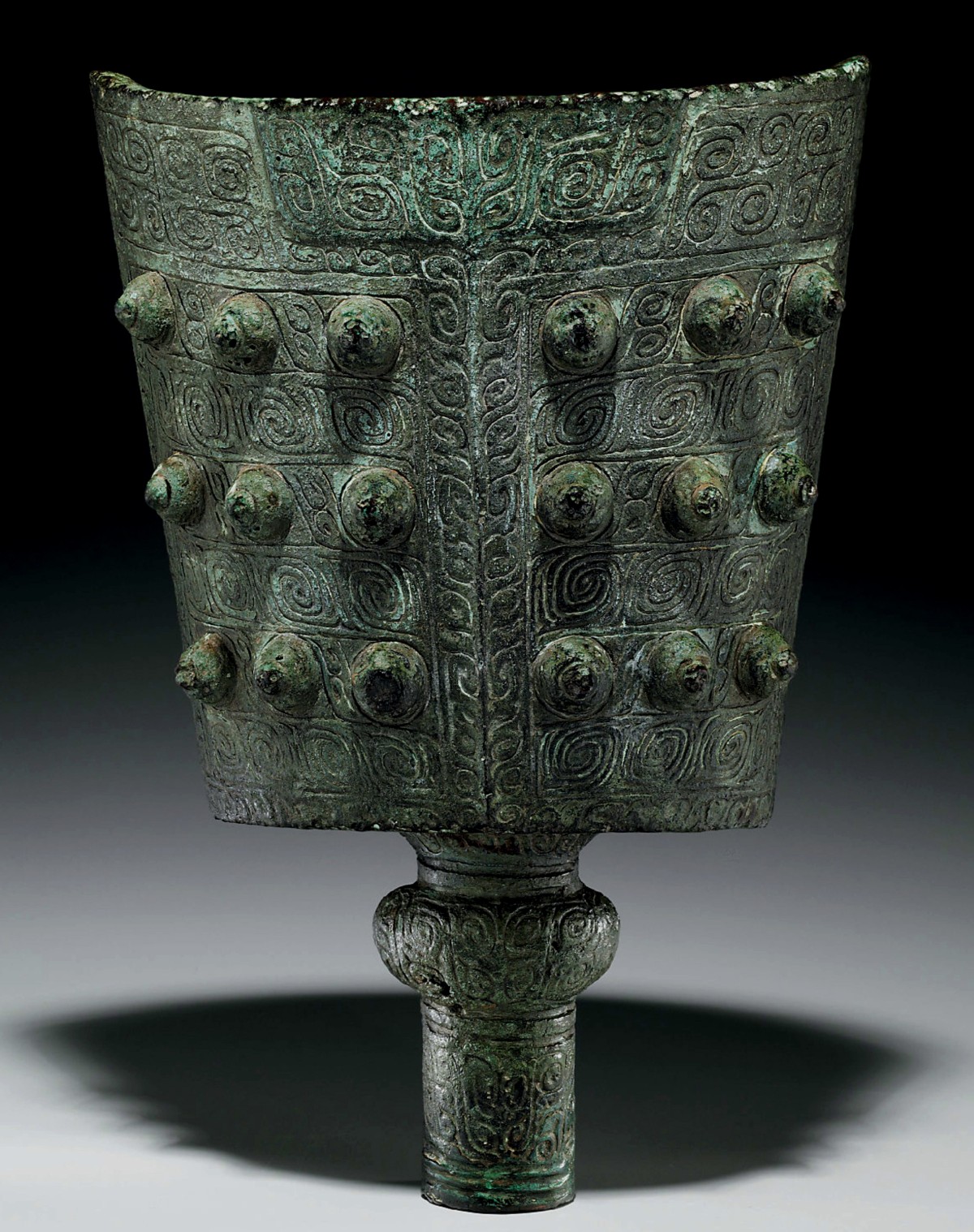 Chinesische Glocke aus der Zhou-Dynastie um das Jahr 500 v. Chr.,