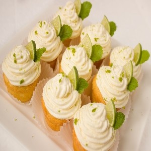 Cupcake mit Honigcreme Hobbyimkerei Karnap