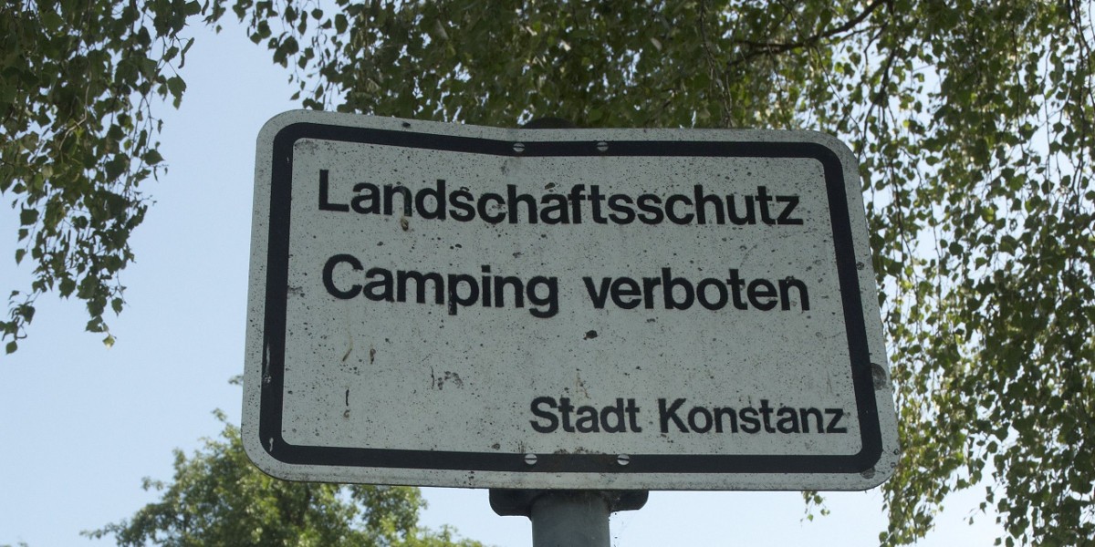 Landschaftsschutz. Camping verboten