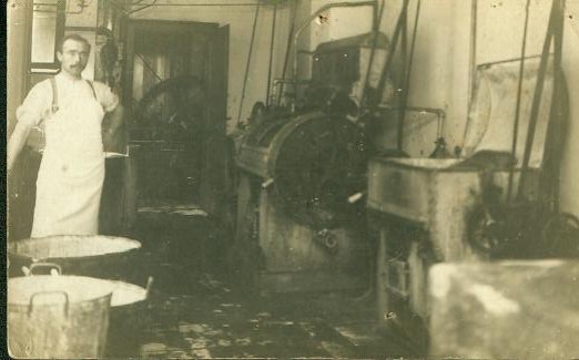 "Scheng" Jansse in der Wäscherei Beerenbroeck 1907