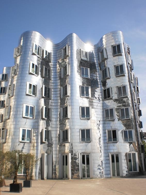 Frank Gehry: Neuer Zollhof, Düsseldorf