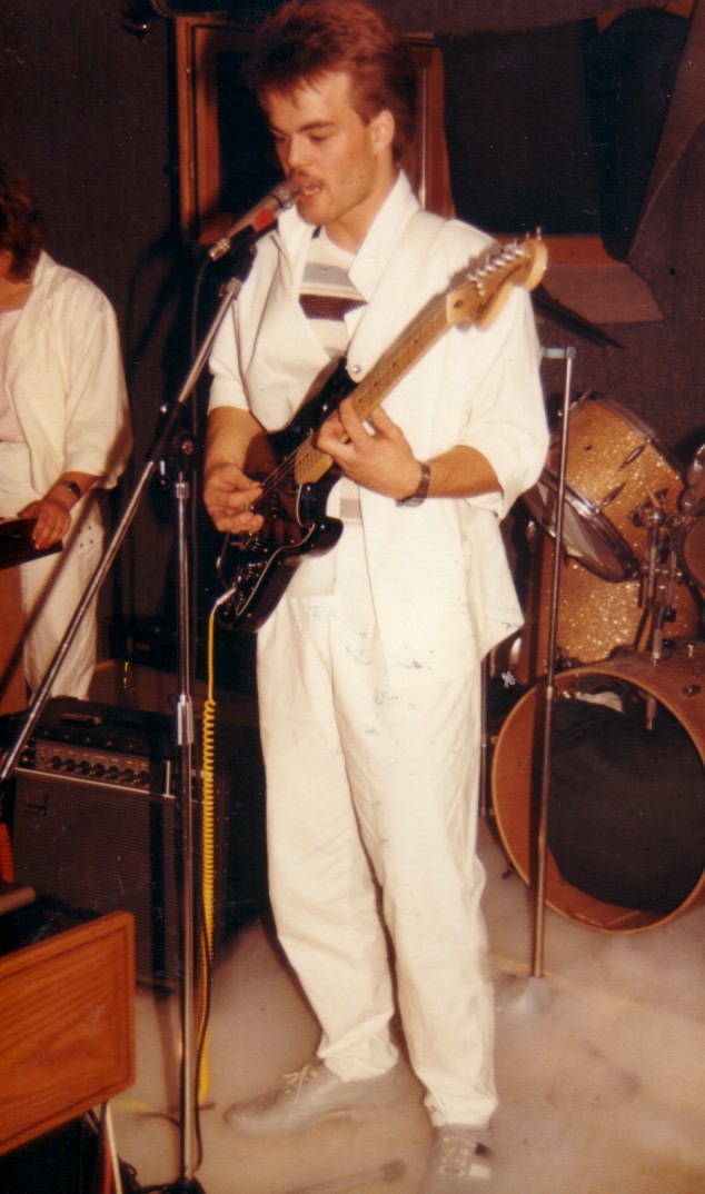 Band: FIVE SIDE 1984