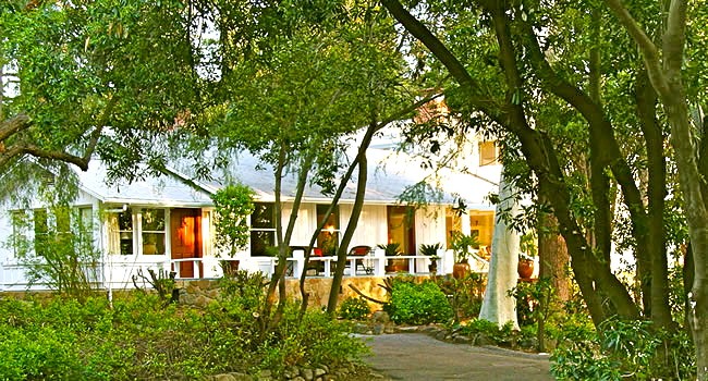 Gebäude des Pepper Tree Retreats in Ojai