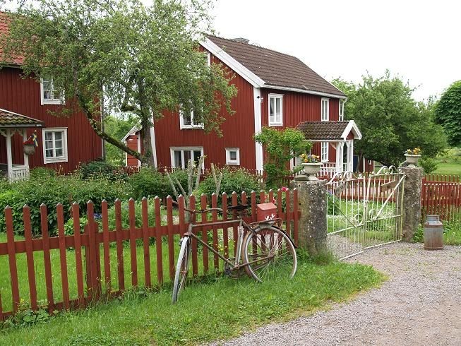 rote-Schwedenhäuser-skandinavische-Holzhäuser-03