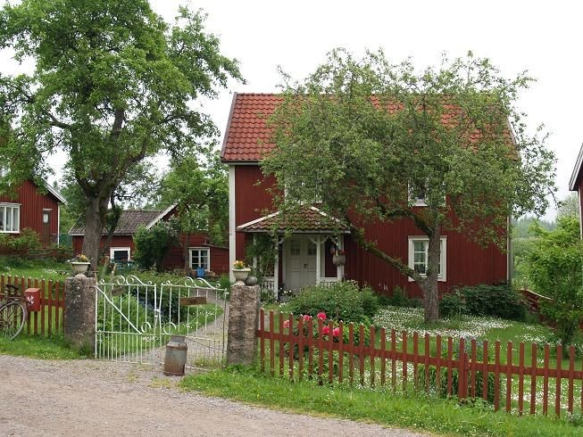 rote-Schwedenhäuser-skandinavische-Holzhäuser-04