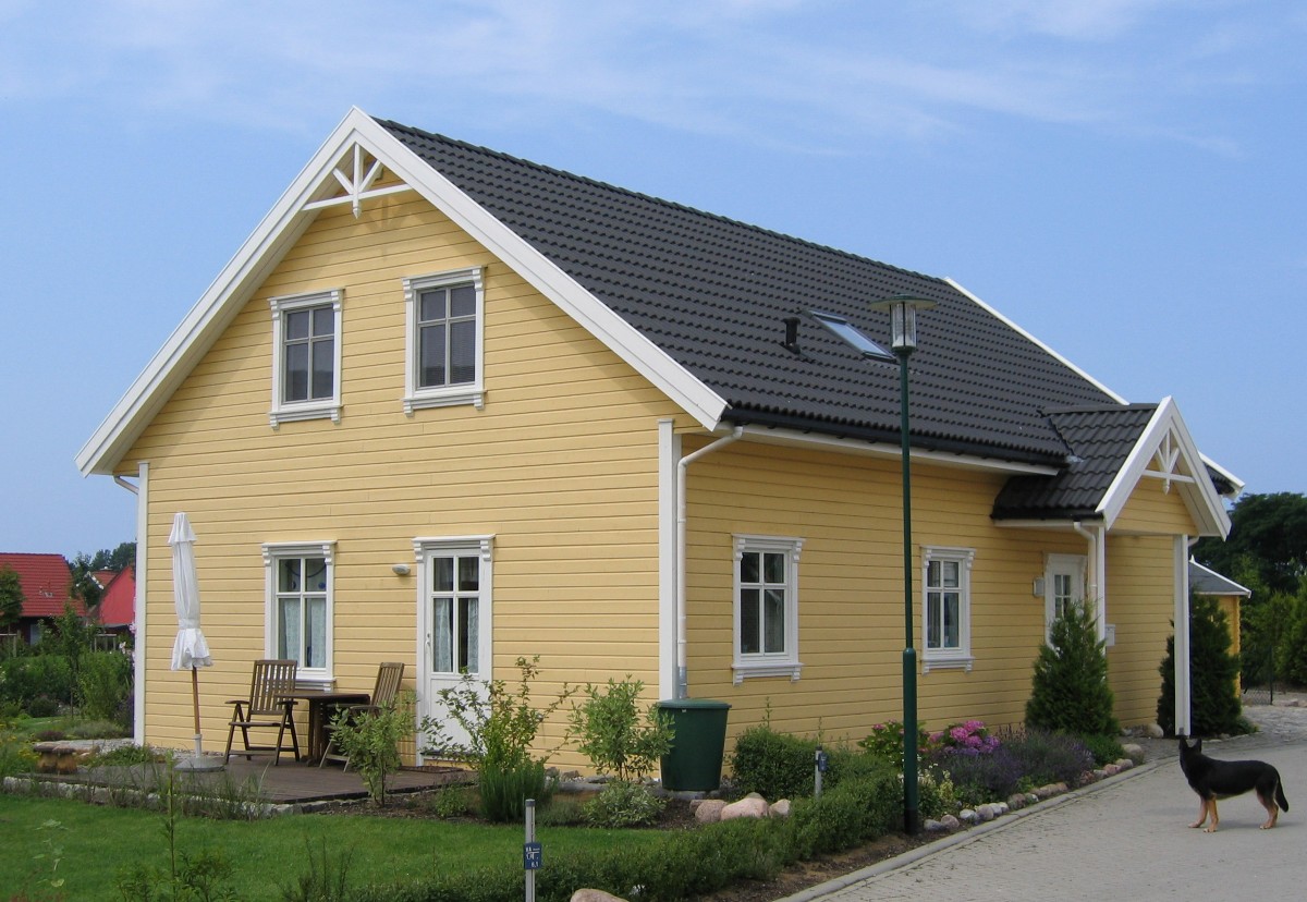 Schwedenhaus-Holzhaus-Farbe-Holzschutzfarbe-07