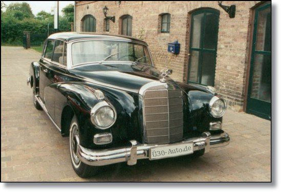 Mercedes-Benz 300d Adenauer Oldtimerrestauration