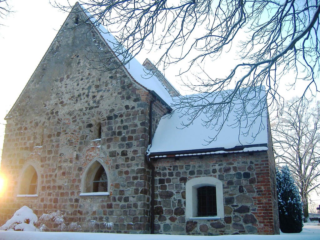 Blick von Osten auf unsere Dorfkirche