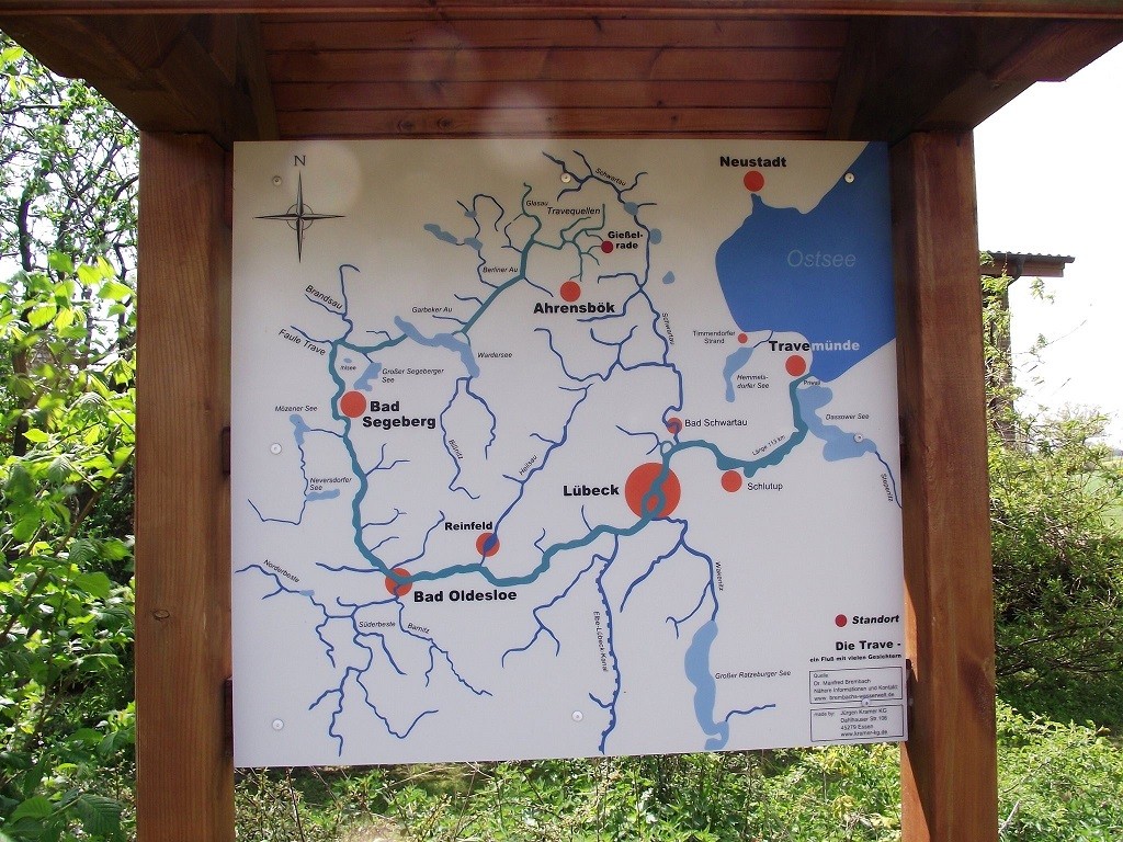 Trave Der Fluss mit den vielen Gesichtern