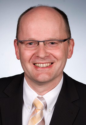 Dr.-Ing. Bernd Fasel