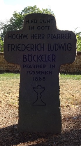 Grabmal des Pfarrers Böckeler