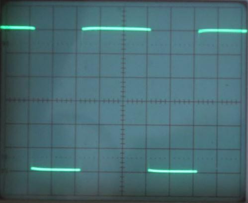exaktes Rechtecksignal 10 kHz am Ausgang des QC-Amp