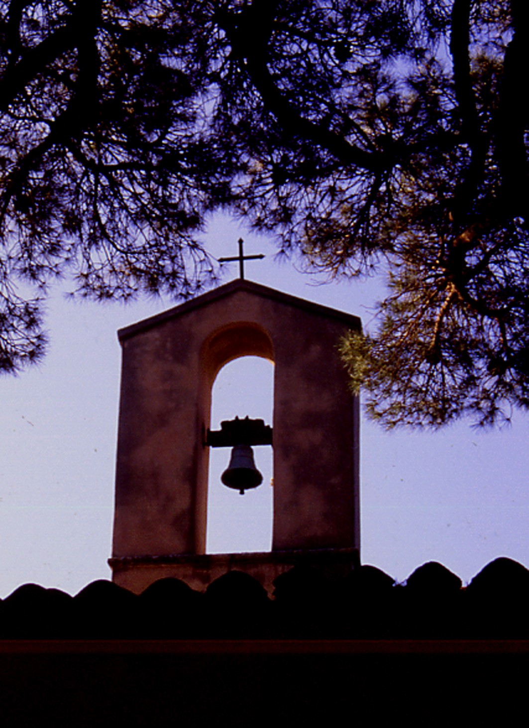Glocken-Klang aus der Tiefe der Seele, Saint Anne, San Tropez