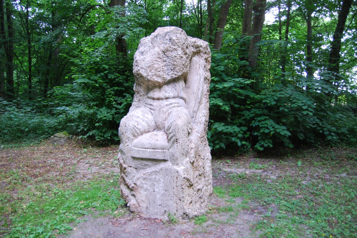 Steinskulptur in Westerstede von Norbert Marten