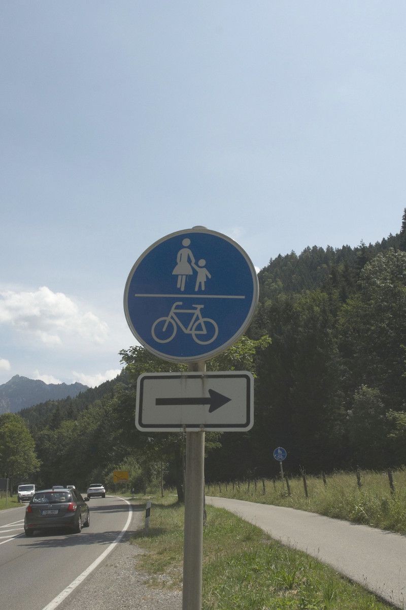 Alternativloses Fahrradweggebot