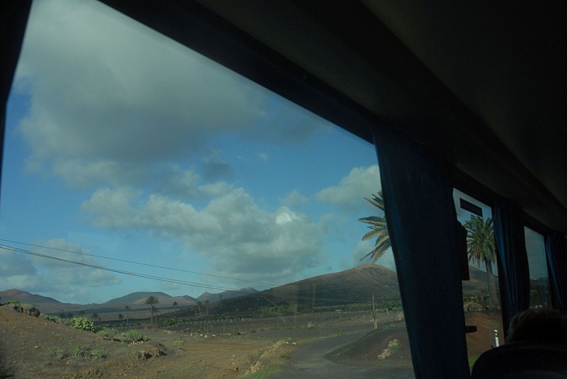 Lanzarote Bus hinter Yaiza