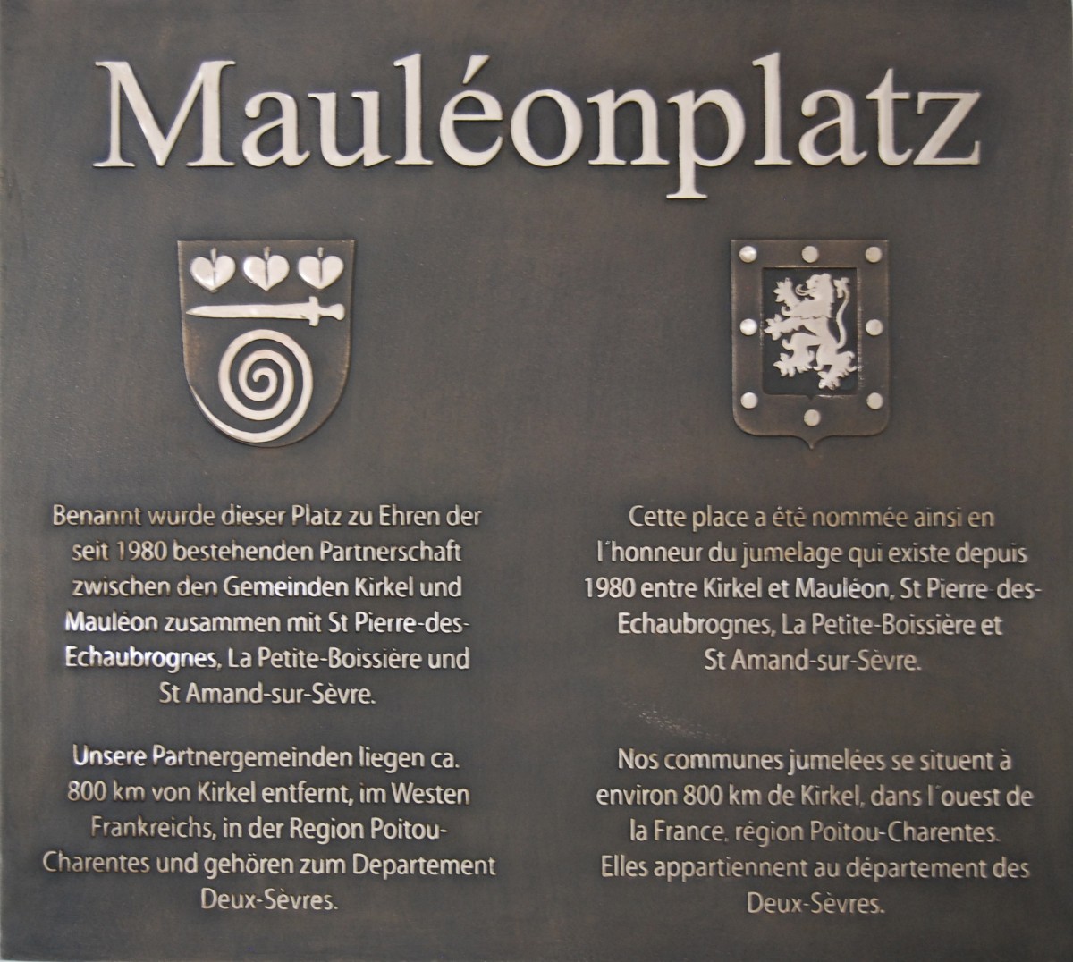 Bronzetafel, Gedenktafel mit Wappen, Partnerstädte