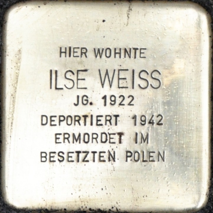 Stolperstein von: Ilse Weiss