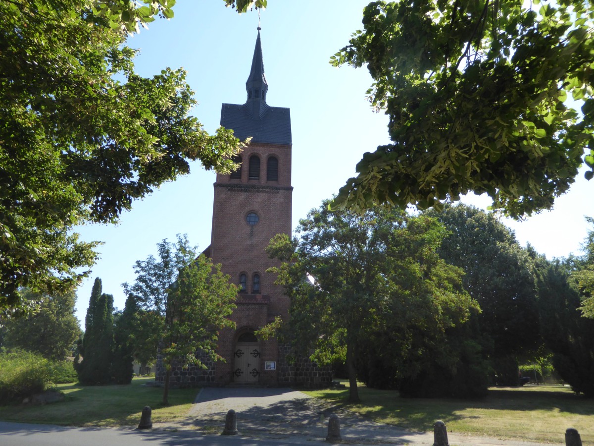 Dorfkirche Stolzenhagen