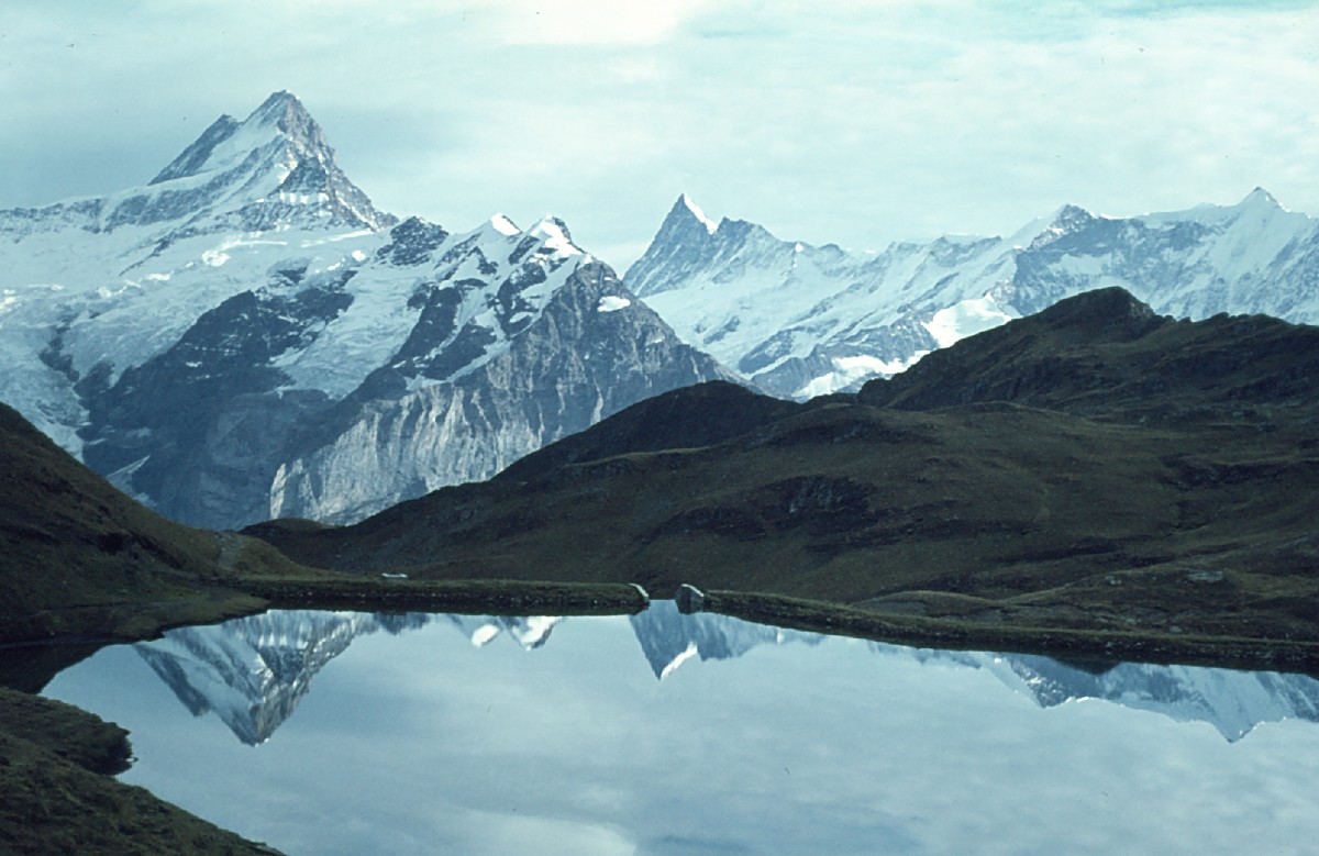 Grindelwald, Berge spiegeln im See
