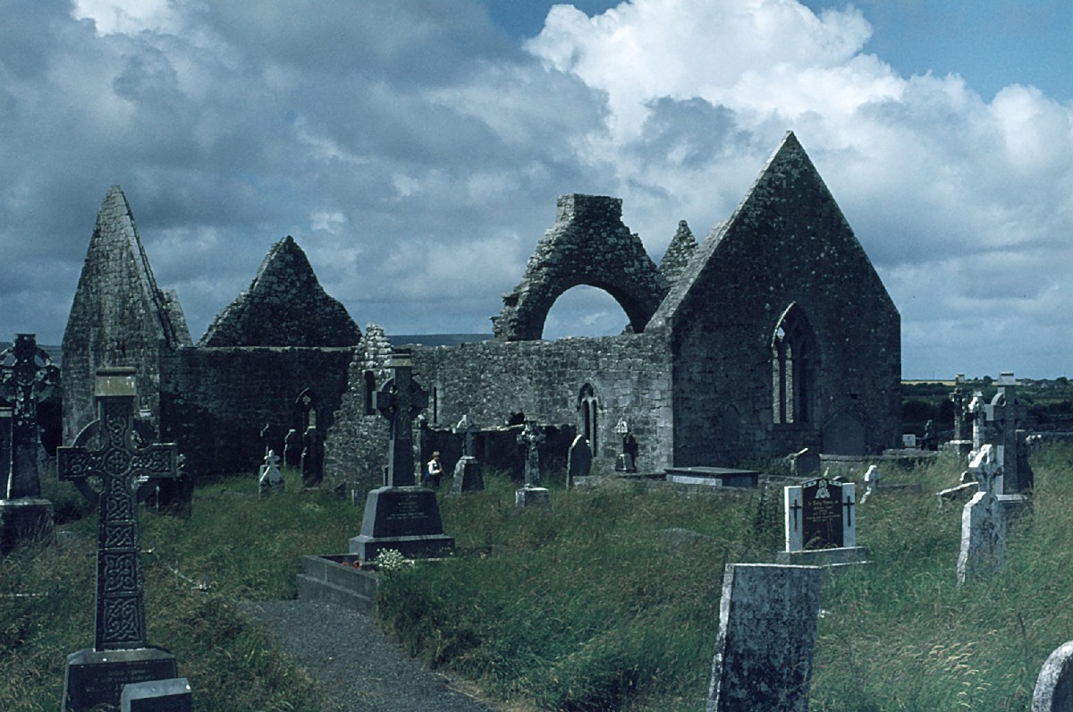 Kilmacduagh, Cathedral