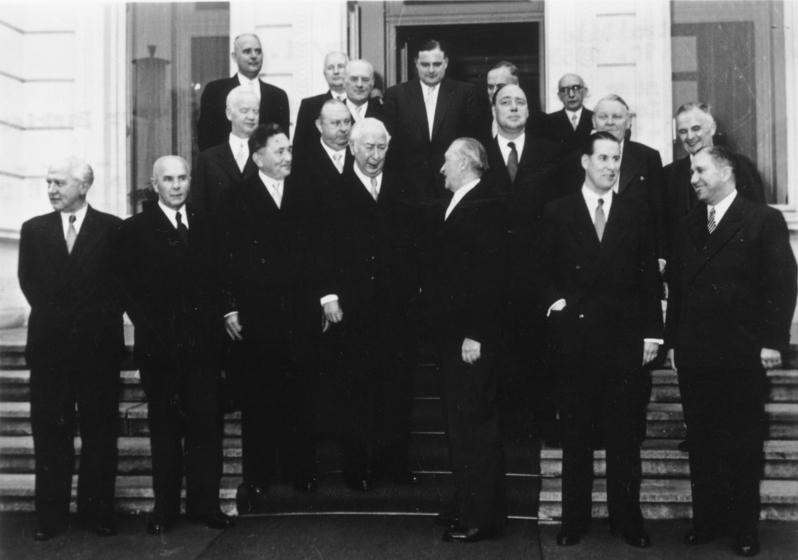 Kabinett Adenauer
