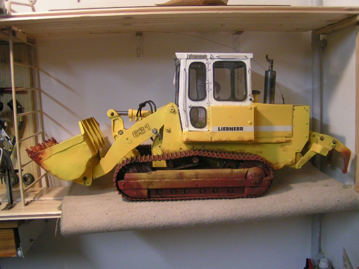 Kibri 18002 - Liebherr LR 631 Buldozer Militaire - Kit Maquette 1:87 - Vintage Neuf