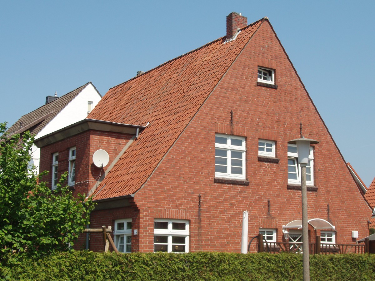 Vorher - Nachher  Dachsanierung in Oldenburg